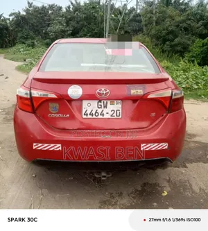 Toyota Corolla 2016 Red