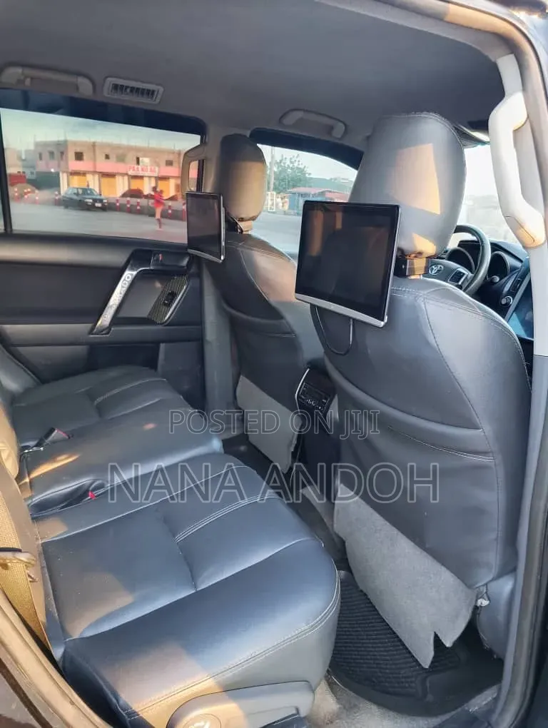 Toyota Land Cruiser Prado 2.7 i 2013 Black