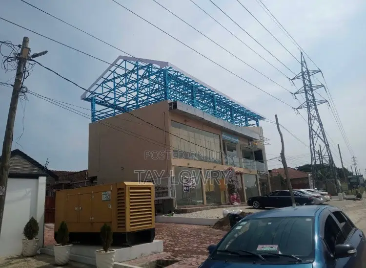 Jaay Truss & Roof Installation