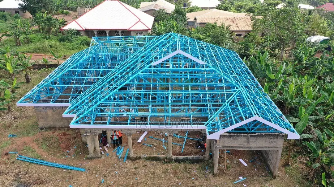 Jaay Truss & Roof Installation