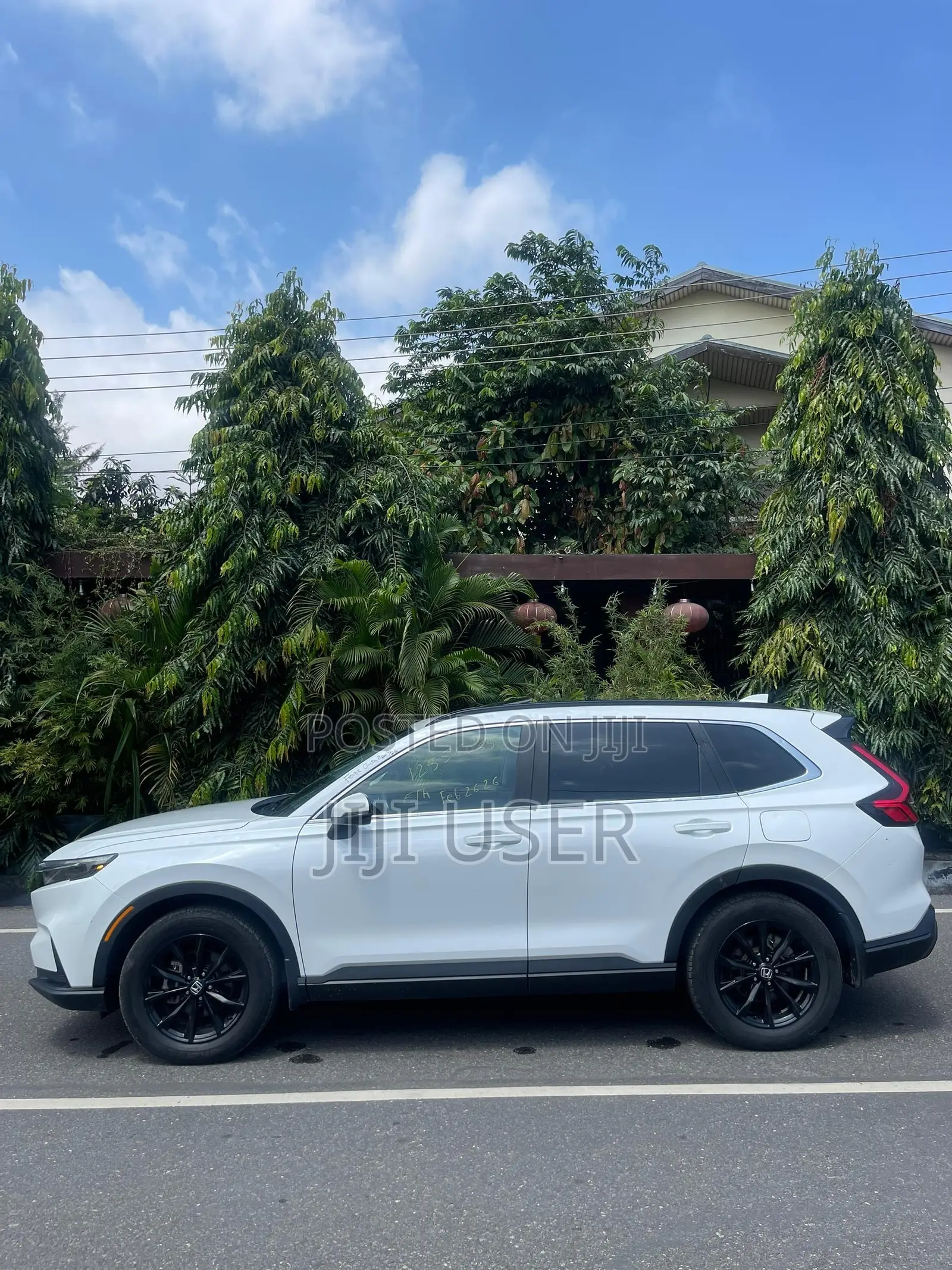 Honda CR-V 2023 White