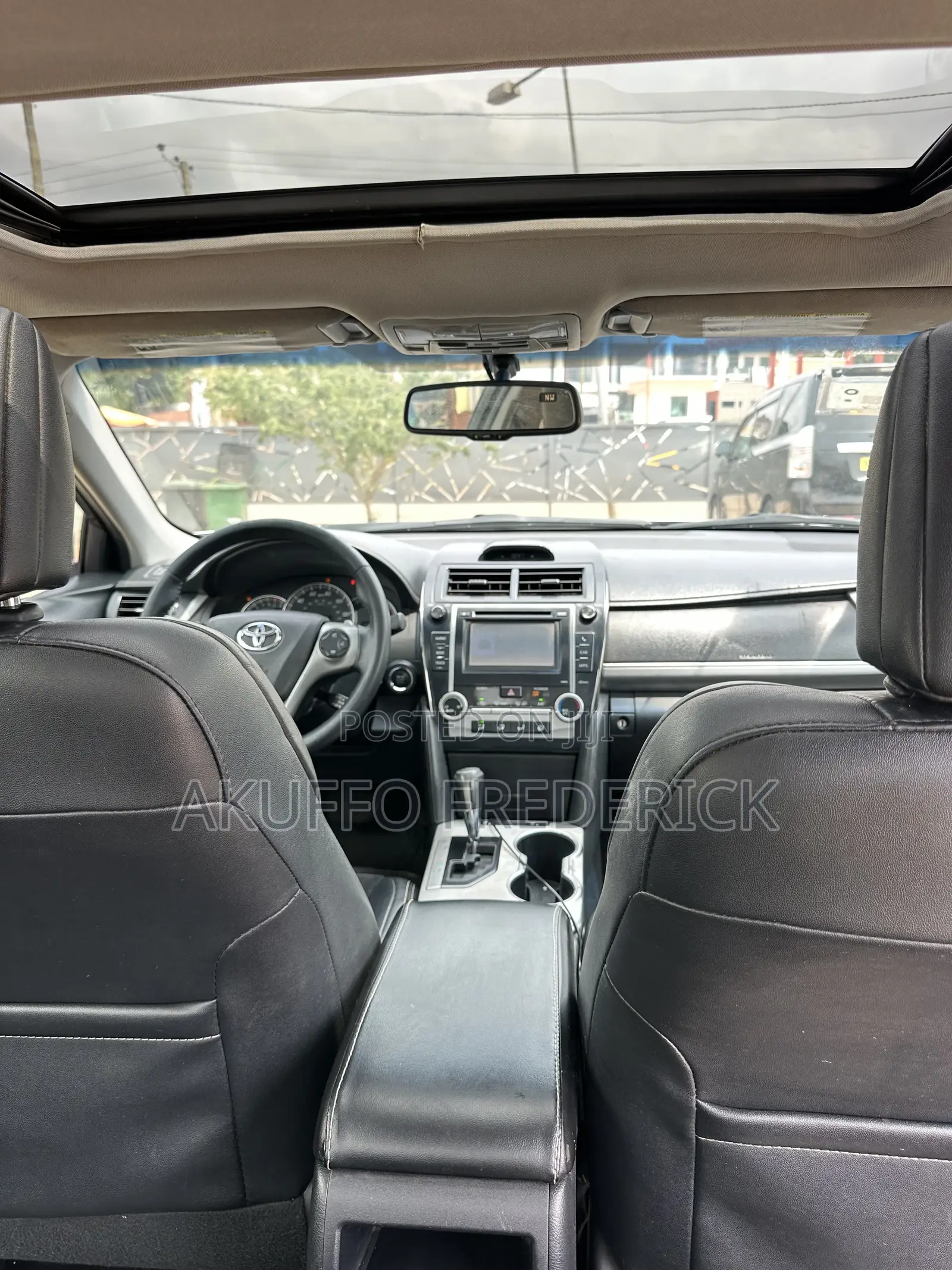 Toyota Camry SE Sport 4dr Sedan (2.5L 4cyl 6A) 2014 Silver