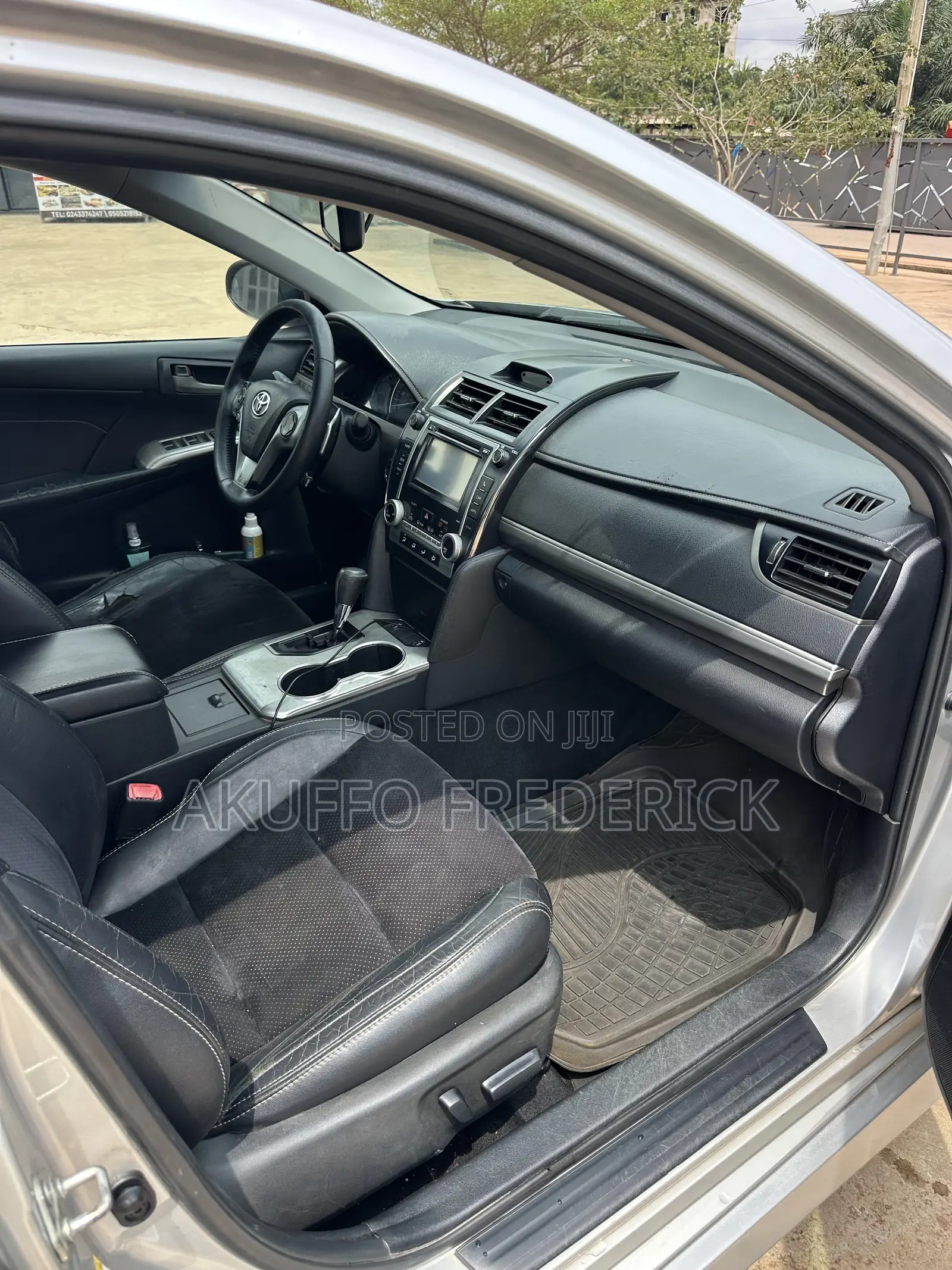 Toyota Camry SE Sport 4dr Sedan (2.5L 4cyl 6A) 2014 Silver