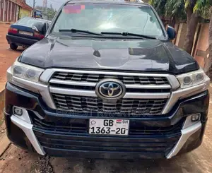 Toyota Land Cruiser 4.5 V8 DLX 2014 Black