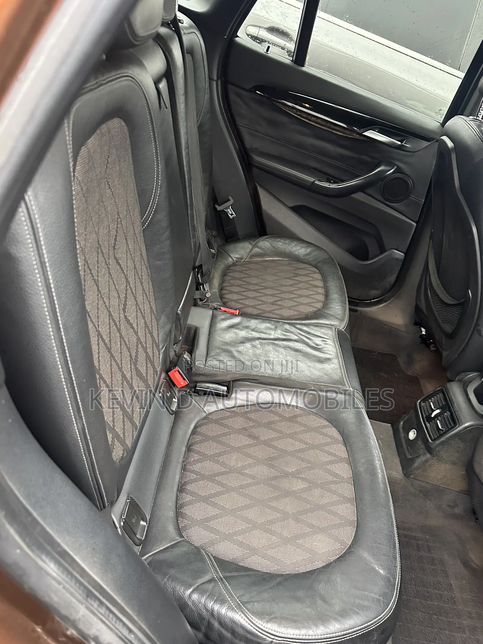 BMW X1 xDrive28i AWD 2017 Brown