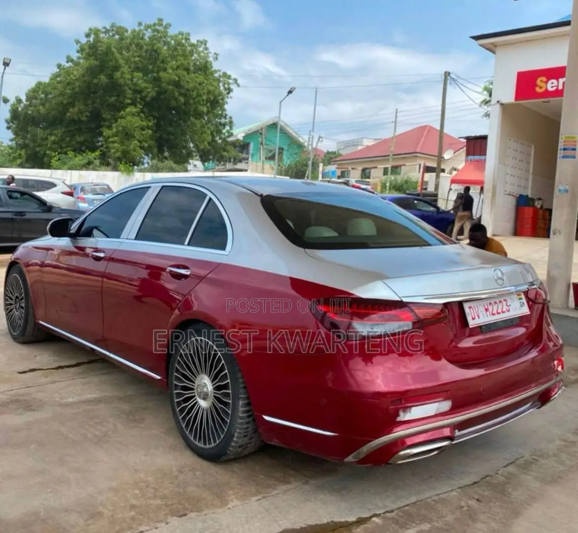 Mercedes-Benz E300 2018 Gray