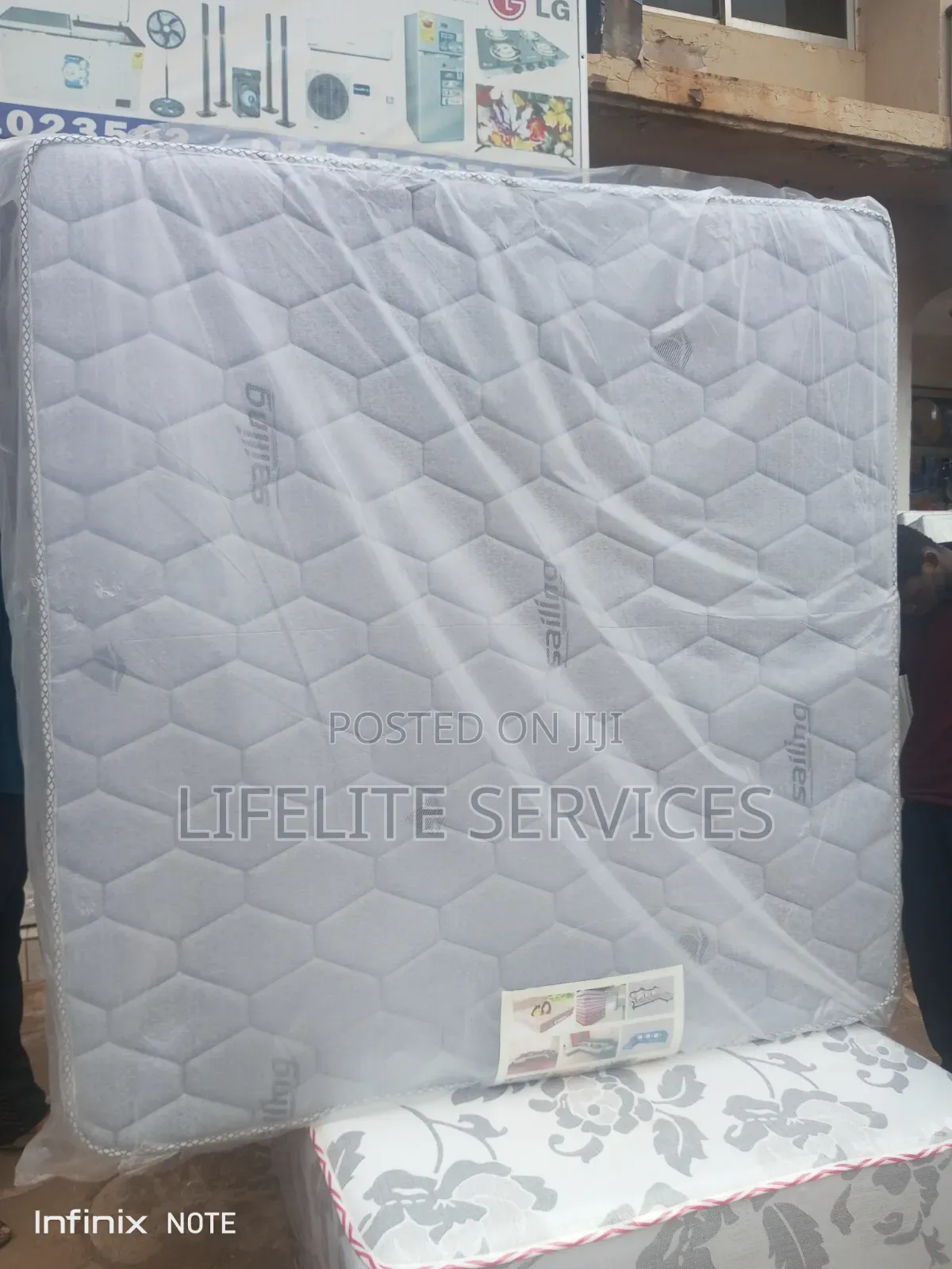Quality Spring/Foam Mattress -King Size.8inches