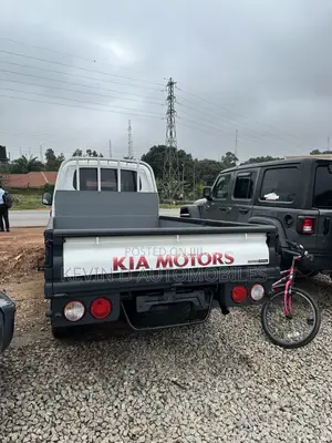 Kia Bongo 111