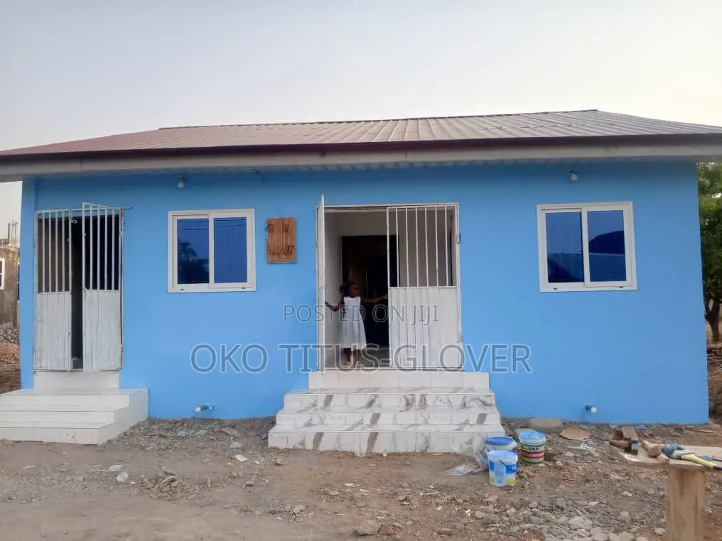 Furnished Mini Flat in Sege for sale
