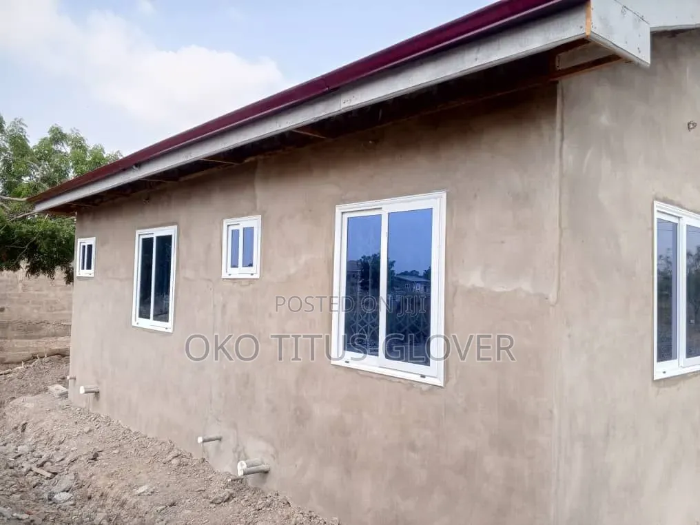 Furnished Mini Flat in Sege for sale