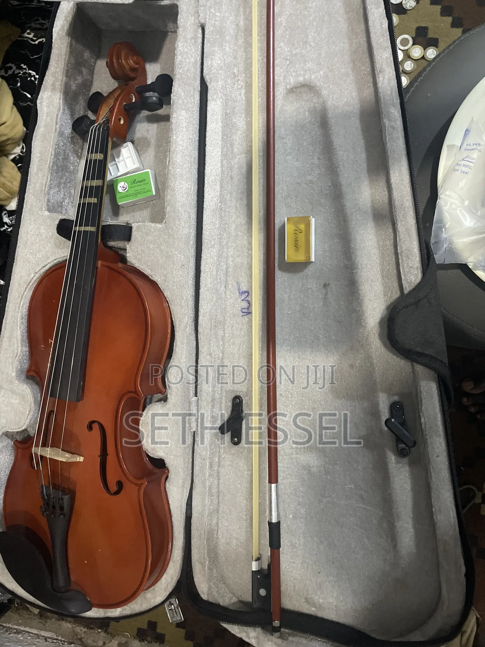Nice Violin With Bow and It Erase and Bag
