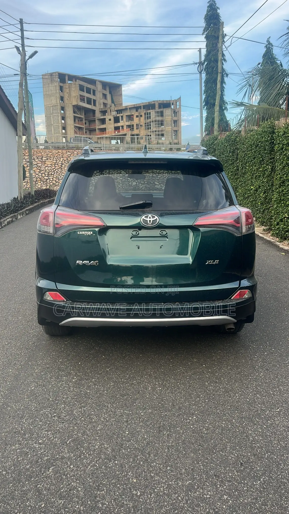 Toyota RAV4 XLE 4dr SUV (2.5L 4cyl 6A) 2018 Green
