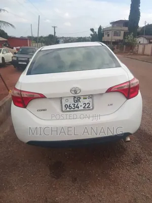 Toyota Corolla 2017 White