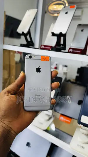 Apple iPhone 6 16 GB Gray