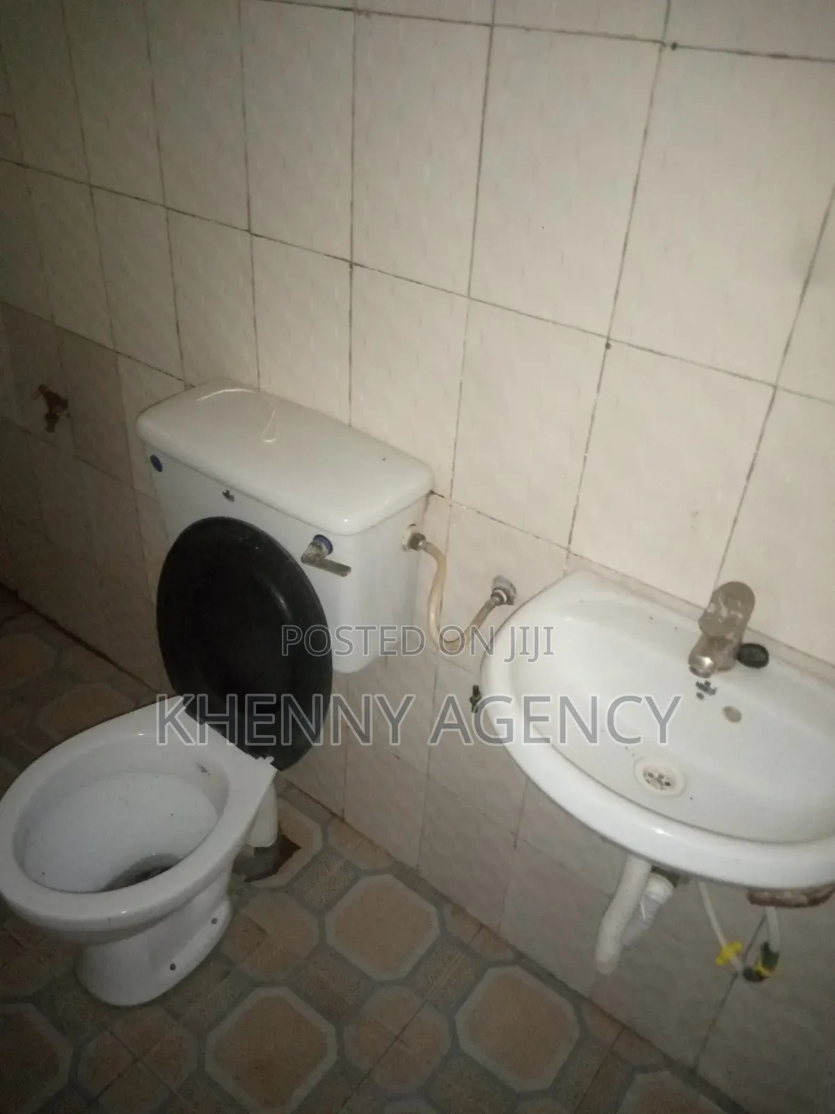 2bdrm Apartment in Kwashieman, Prince of Peace Area for rent