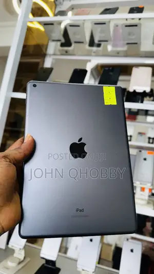 Apple iPad 10.2 (2019) 32 GB Black