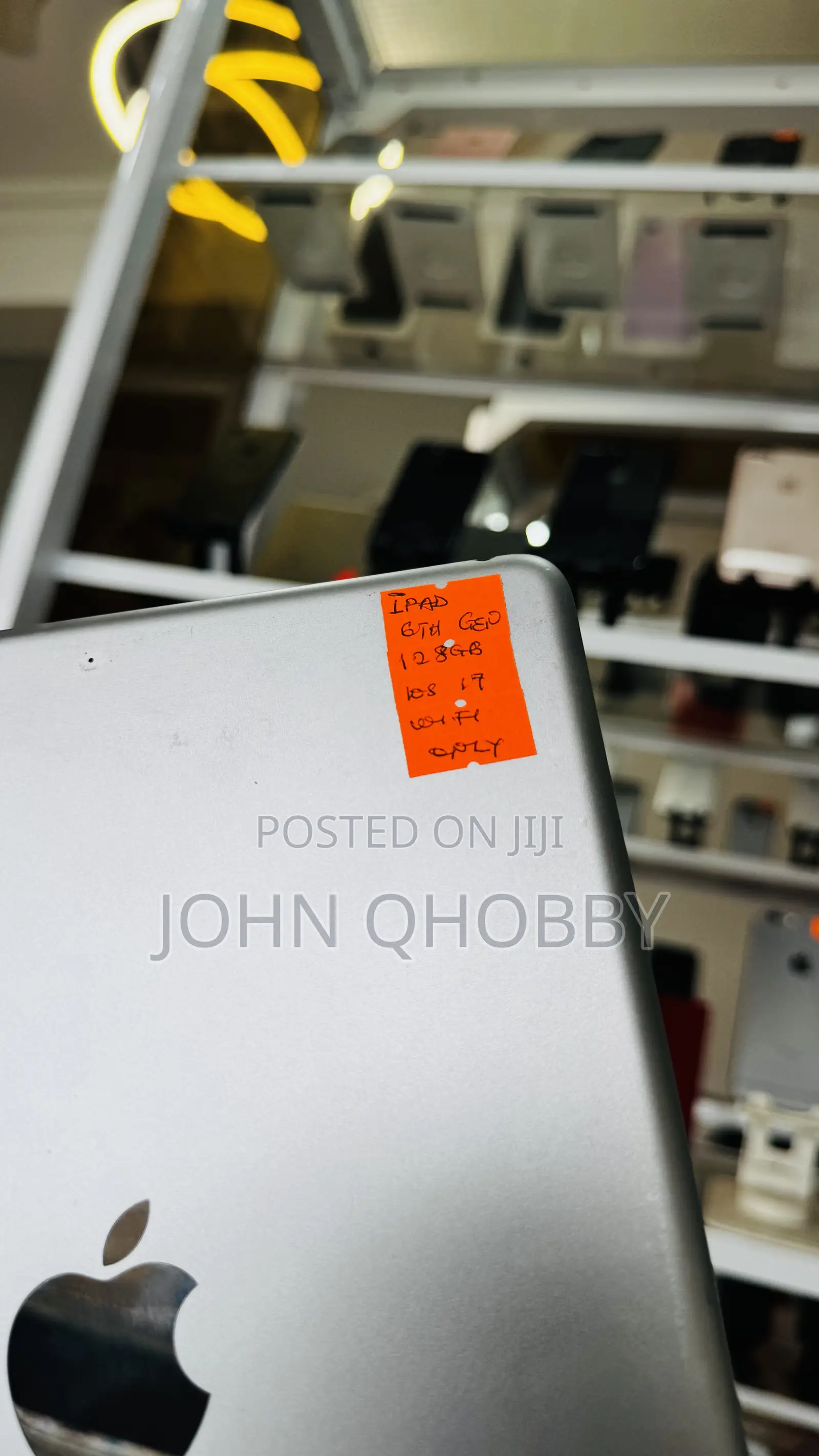 Apple iPad 9.7 128 GB Gray