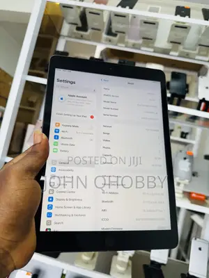 Apple iPad 10.2 (2019) 32 GB Black