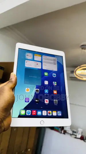 Apple iPad 10.2 (2019) 32 GB Silver