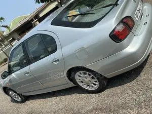 Nissan Primera 2009 Silver