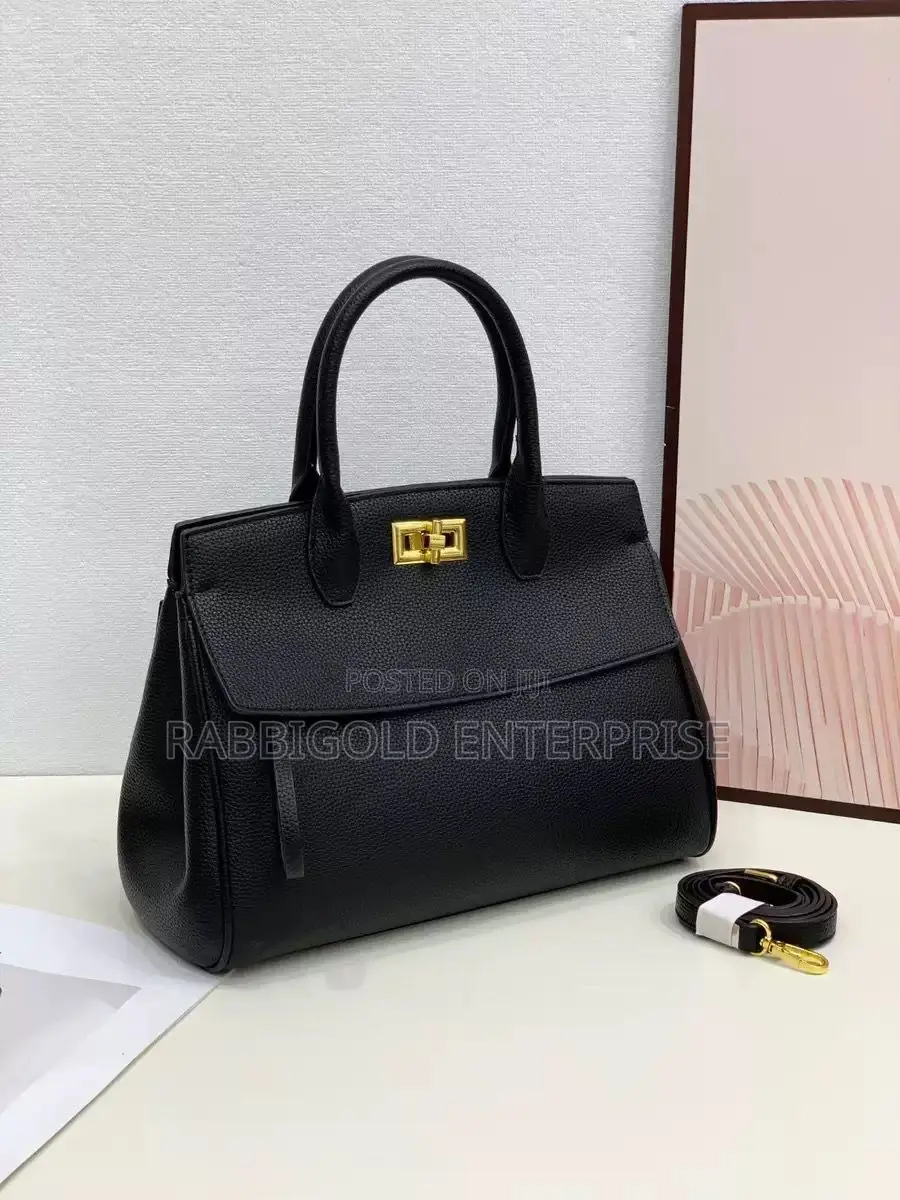 Premium Hermes Handbag – Perfect for Work Outings