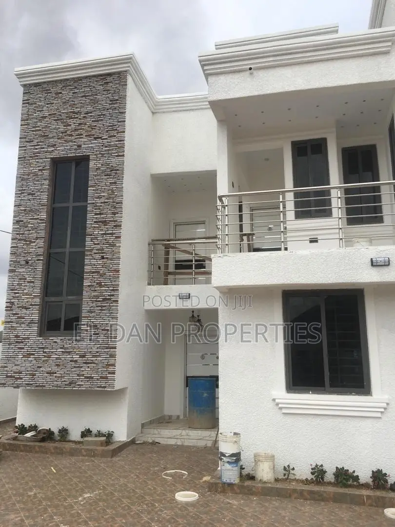 Furnished 4bdrm Duplex in Atasamanso, Kumasi Metropolitan for sale