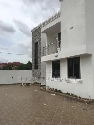 Furnished 4bdrm Duplex in Atasamanso, Kumasi Metropolitan for sale