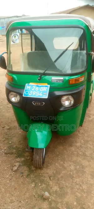 Bajaj RE 2026 Green