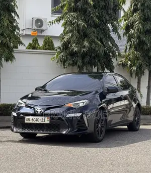 Toyota Corolla LE 4dr Sedan (1.8L 4cyl CVT) 2016 Green