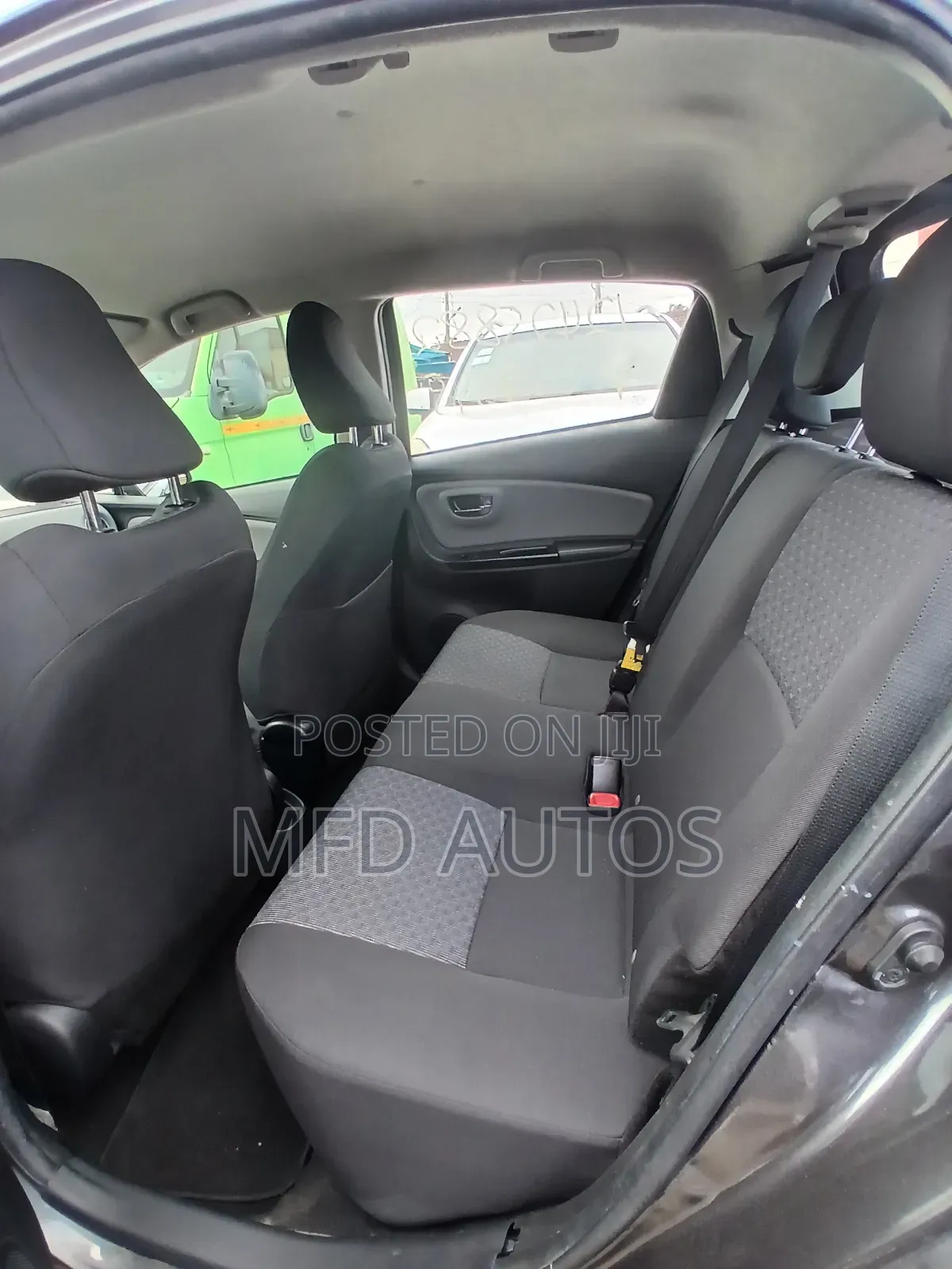 Toyota Yaris 2018 Gray
