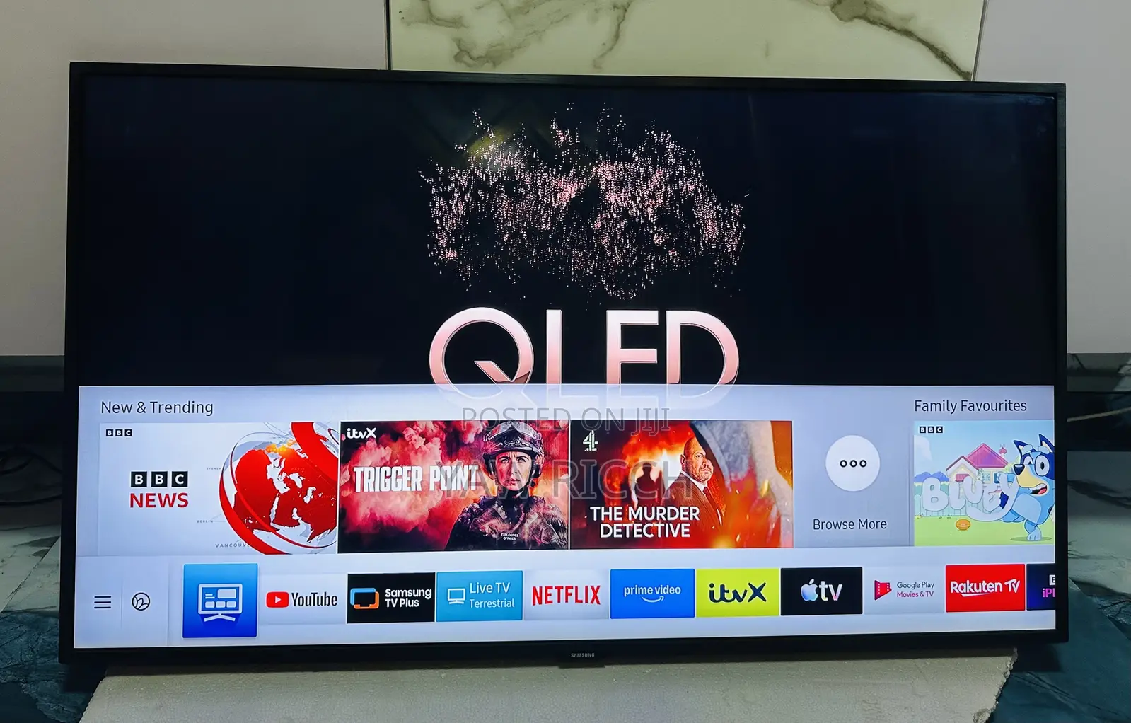 QLED Samsung 43inches Smart 4K UHD Digital Satellite 2023 Model TV