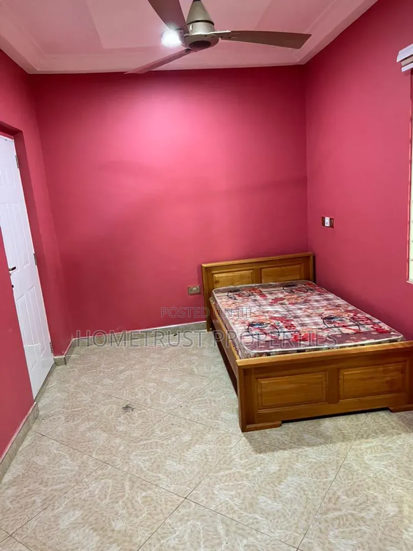5bdrm Duplex in Ablekuma Olebu for sale