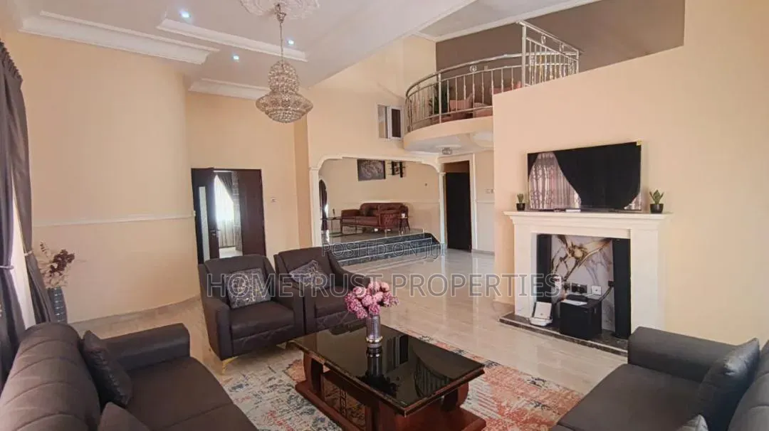 5bdrm Duplex in Ablekuma Olebu for sale