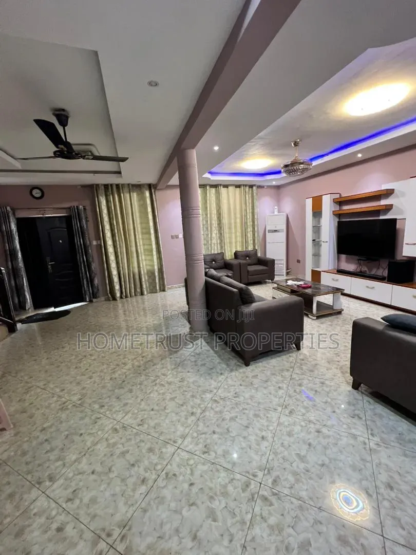 5bdrm Duplex in Ablekuma Olebu for sale