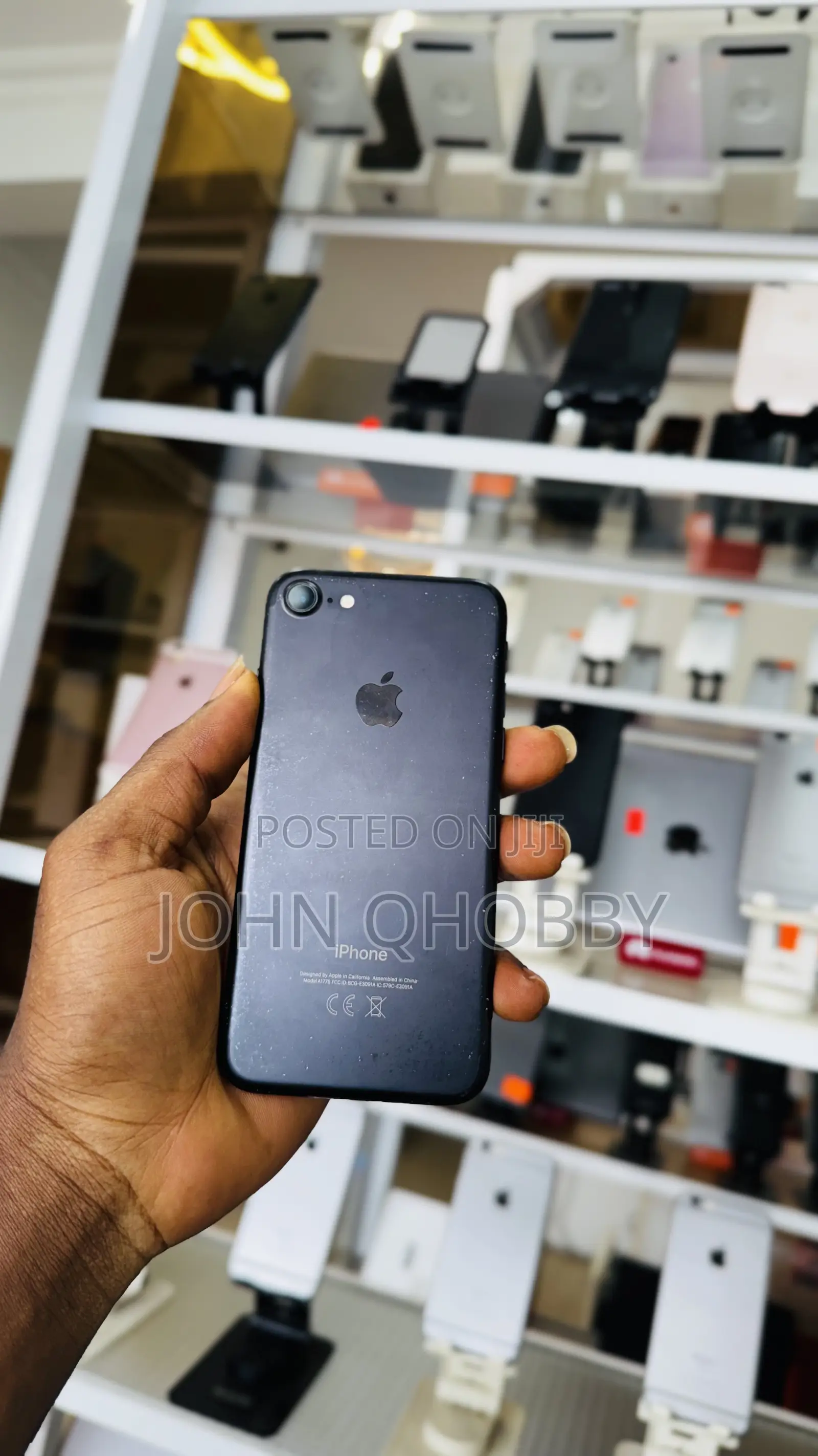 Apple iPhone 7 32 GB Black