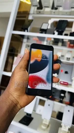 Apple iPhone 7 32 GB Black