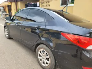 Hyundai Accent SE 2013 Black
