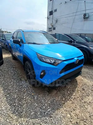Toyota RAV4 2019 Blue