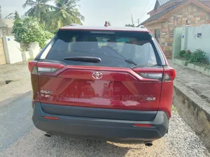 Toyota RAV4 2020 Burgundy