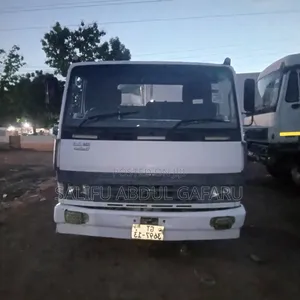 Tata 709e Truck.