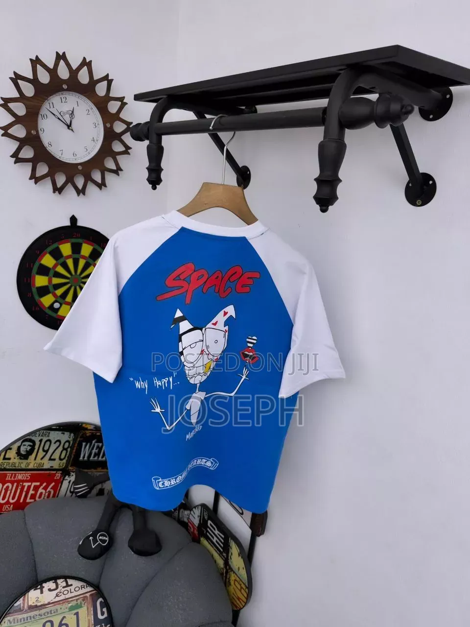 T-Shirt With a Bold USA Eagle Print and Patriotic Design.