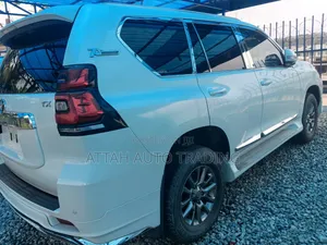 Toyota Land Cruiser Prado 2015 White