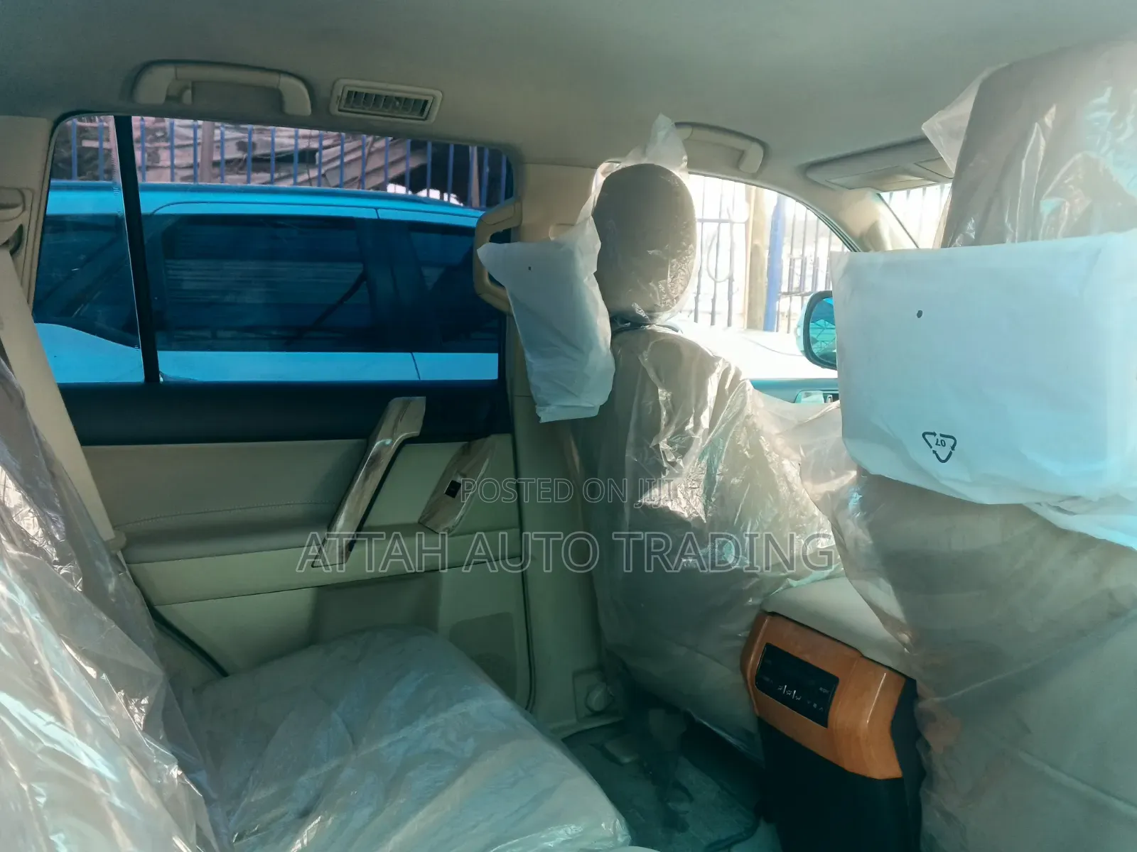 Toyota Land Cruiser Prado 2015 White