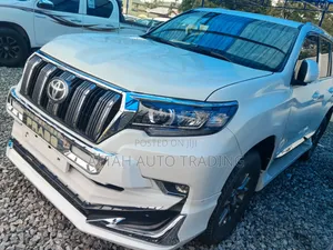 Toyota Land Cruiser Prado 2015 White