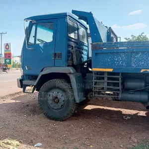 Leyland Comet Truck