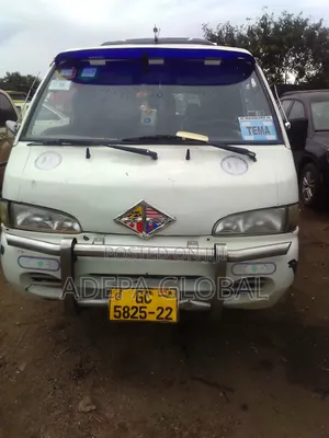 Hyundai H-100 2004 White