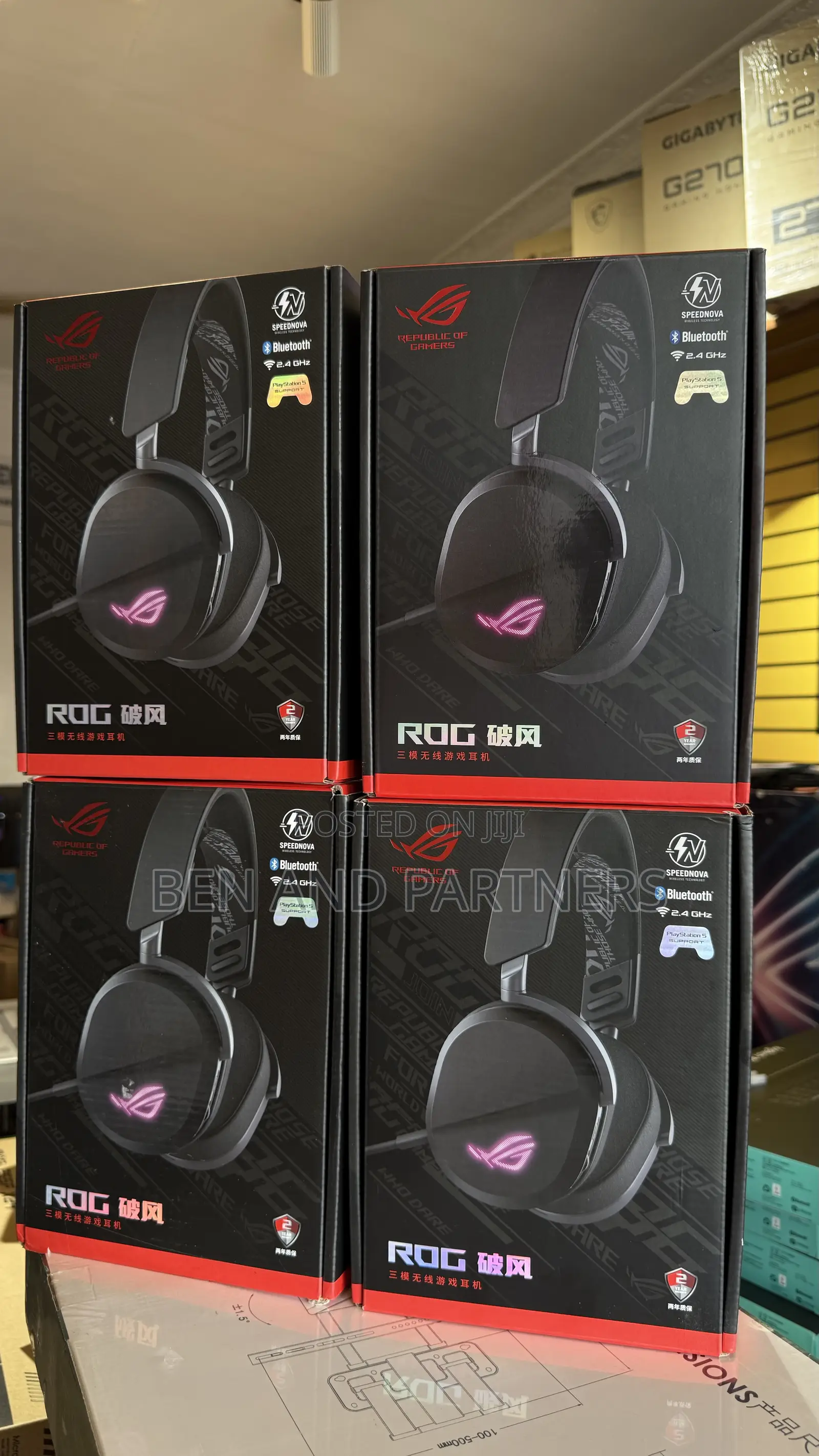 ASUS ROG Pelta Wireless Gaming Headset With Detachable Microphone