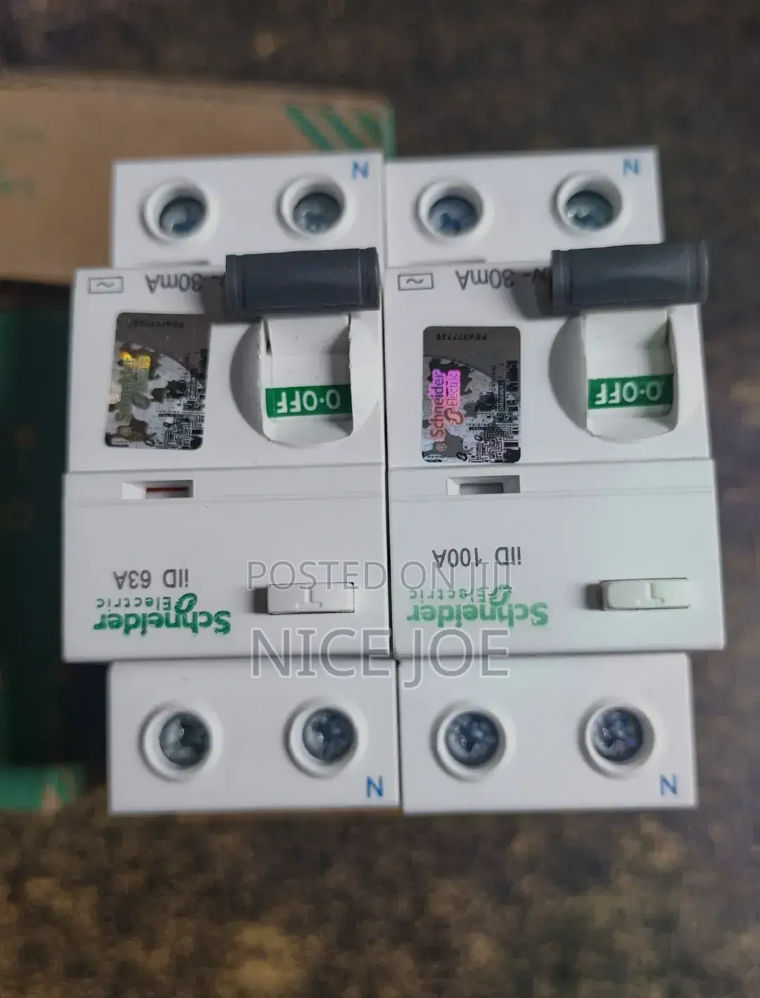 Schneider Electric Breakers 2pole and 3 to 4poles