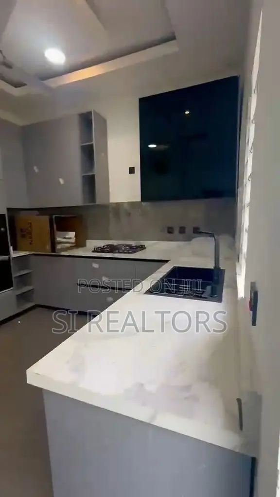 3bdrm Bungalow in Spintex, Manet Court for sale