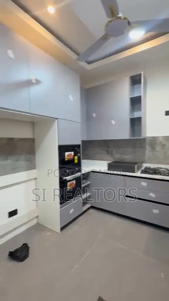 3bdrm Bungalow in Spintex, Manet Court for sale